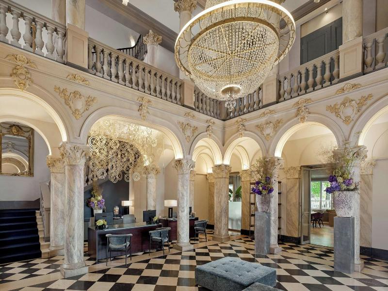 Ritz-Carlton Hotel de la Paix, Geneva - Lobi