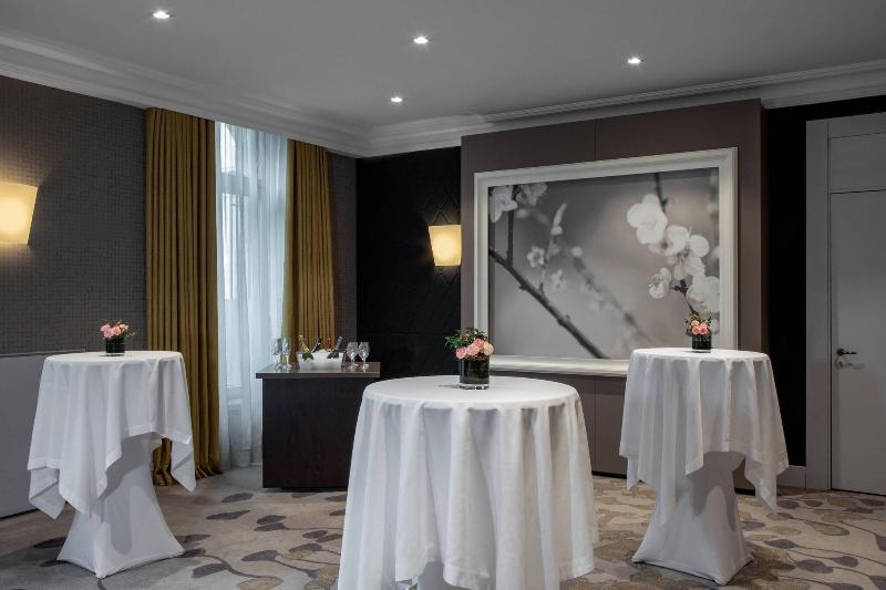 Ritz-Carlton Hotel de la Paix, Geneva - Toplantı