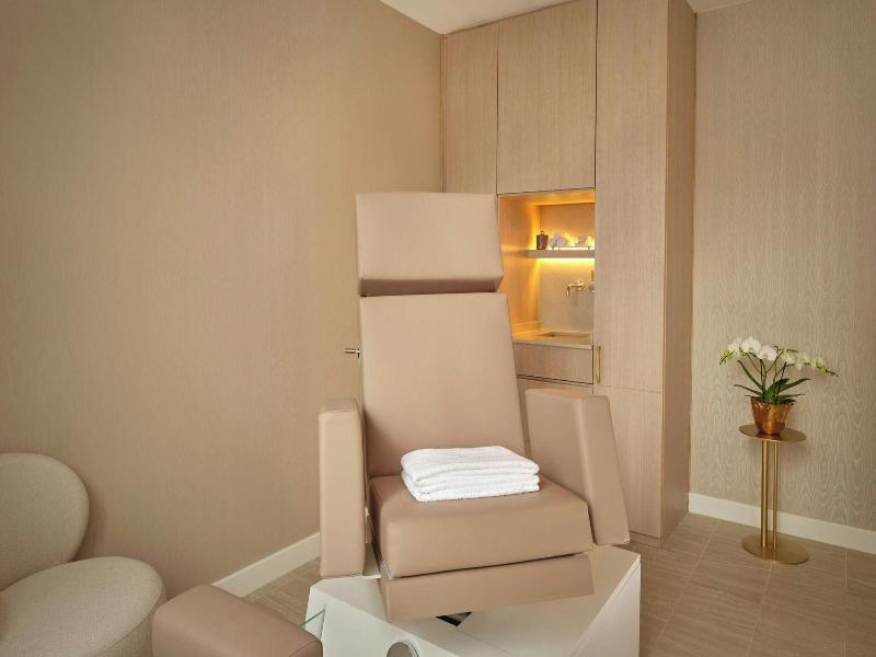 Ritz-Carlton Hotel de la Paix, Geneva - Aktivite