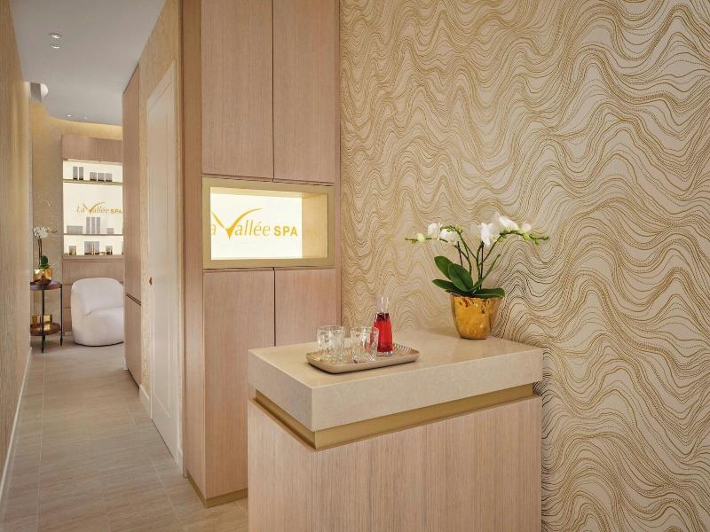 Ritz-Carlton Hotel de la Paix, Geneva - Aktivite