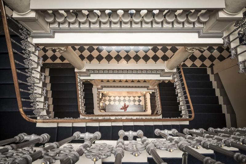 Ritz-Carlton Hotel de la Paix, Geneva - Genel