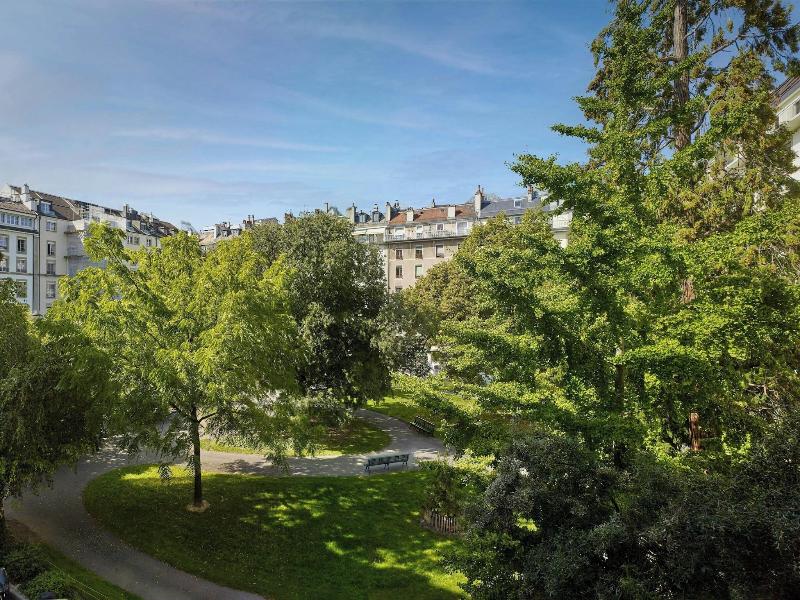 Ritz-Carlton Hotel de la Paix, Geneva - Genel
