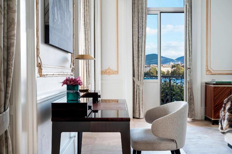 Ritz-Carlton Hotel de la Paix, Geneva - Oda