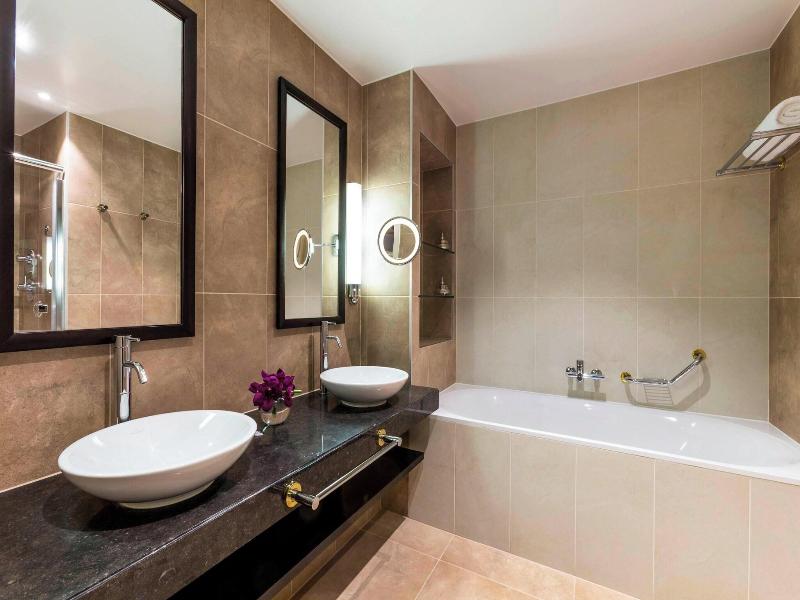 Ritz-Carlton Hotel de la Paix, Geneva - Oda