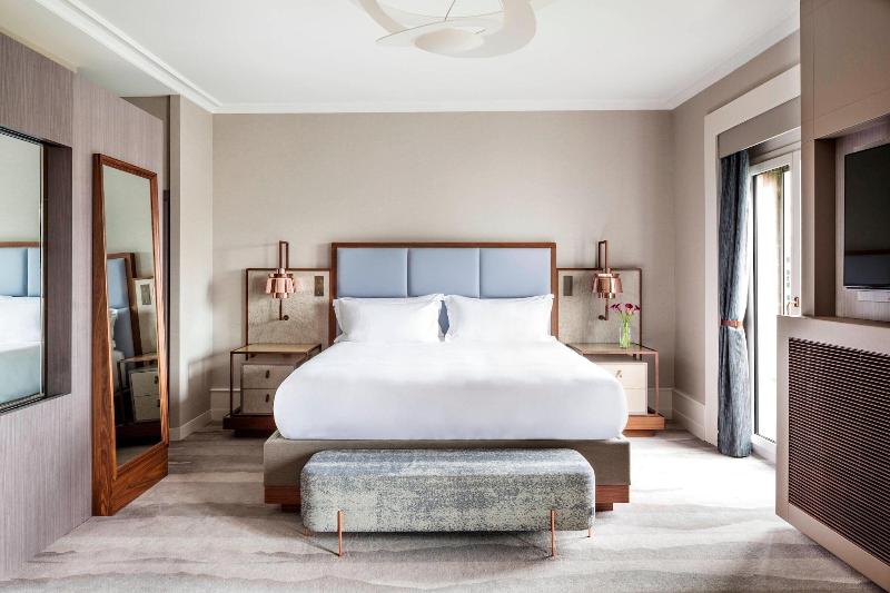 Ritz-Carlton Hotel de la Paix, Geneva - Oda