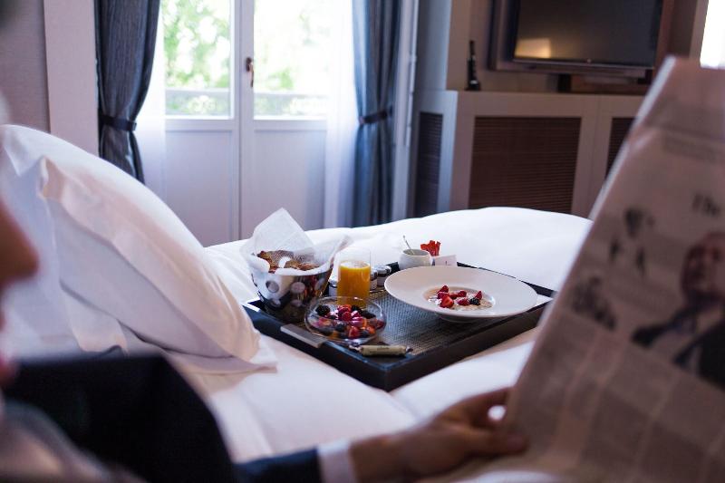 Ritz-Carlton Hotel de la Paix, Geneva - Oda