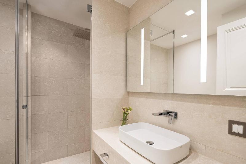 Ritz-Carlton Hotel de la Paix, Geneva - Oda