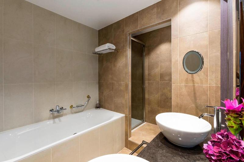 Ritz-Carlton Hotel de la Paix, Geneva - Oda