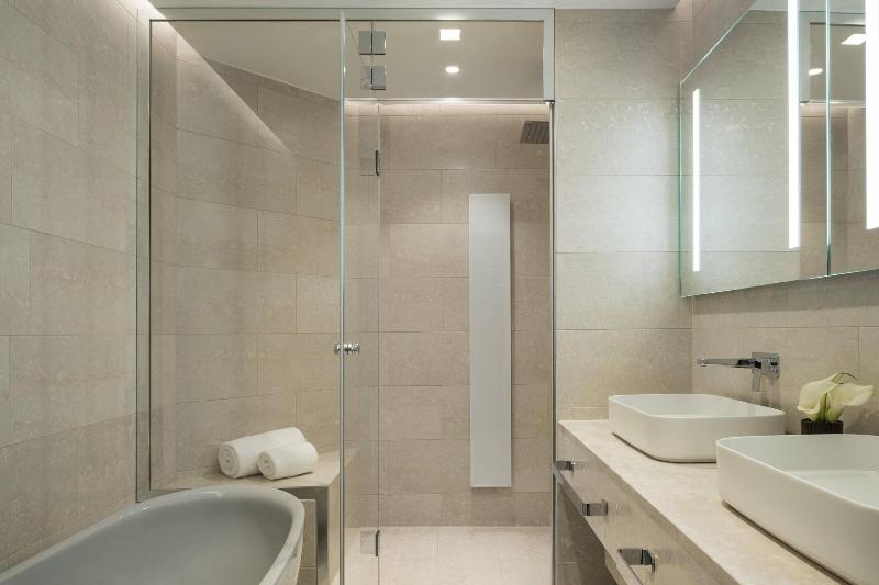 Ritz-Carlton Hotel de la Paix, Geneva - Oda