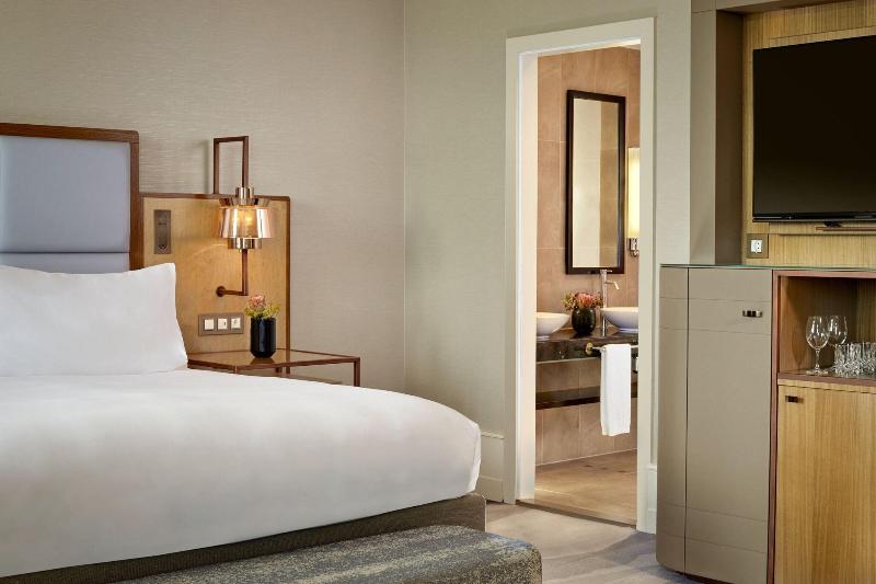 Ritz-Carlton Hotel de la Paix, Geneva - Oda