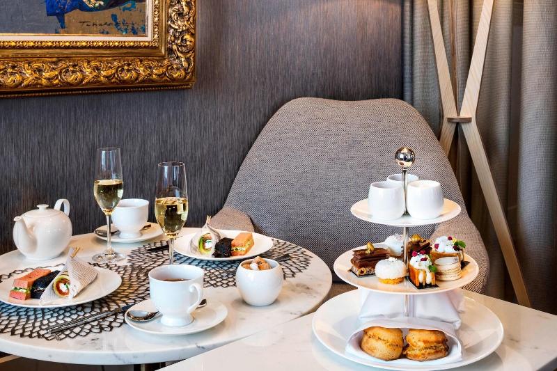 Ritz-Carlton Hotel de la Paix, Geneva - Restoran