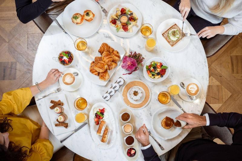 Ritz-Carlton Hotel de la Paix, Geneva - Restoran