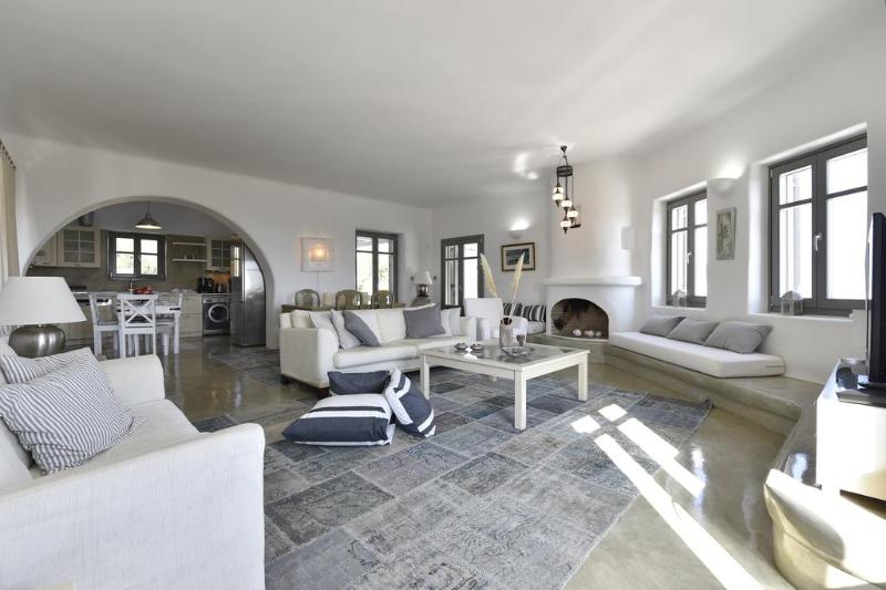 Naoussa Hills Boutique Resort - Oda