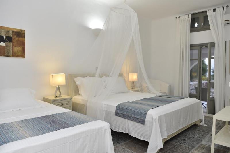 Naoussa Hills Boutique Resort - Oda