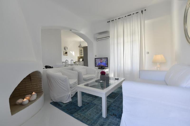 Naoussa Hills Boutique Resort - Oda
