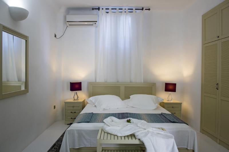 Naoussa Hills Boutique Resort - Oda