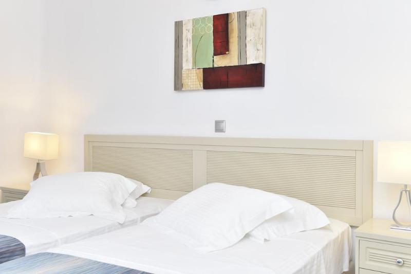 Naoussa Hills Boutique Resort - Oda