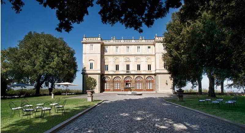 Park Hotel Villa Grazioli otel fotoğrafı