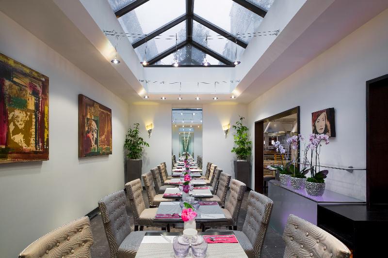 Auteuil Manotel - Restoran