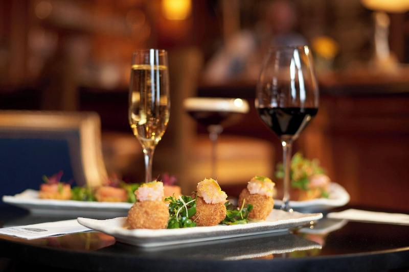 Four Seasons Hotel des Bergues Geneva - Bar