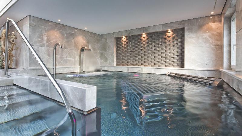Four Seasons Hotel des Bergues Geneva - Havuz