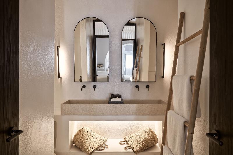 Charisma Suites - Oda