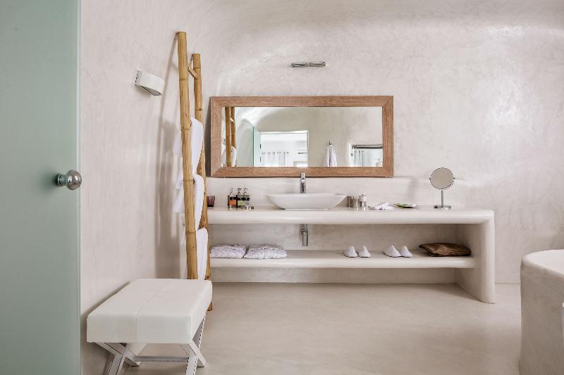 Charisma Suites - Oda