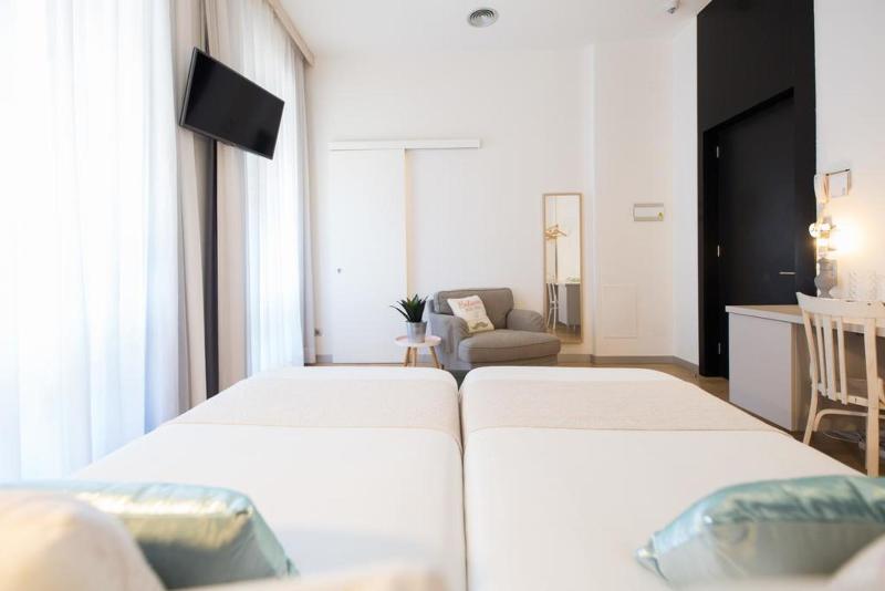 Hotel Catalina - Oda