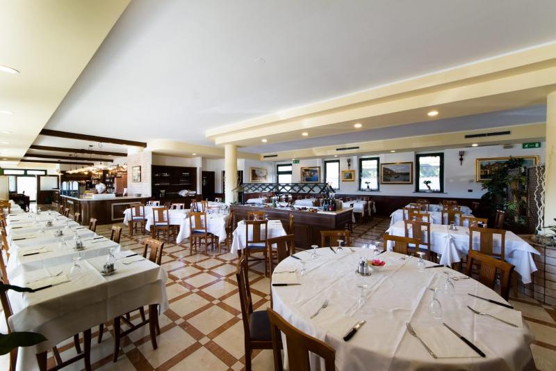 Vald Hotel - Restoran