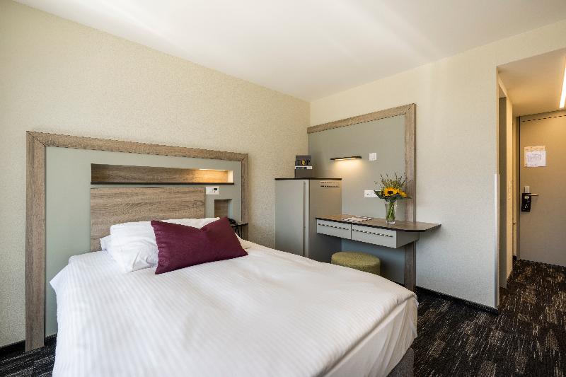 Hotel Metropole Interlaken - Oda