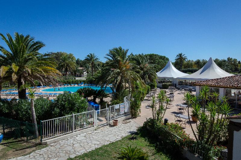 SOWELL Family Port Grimaud - Havuz