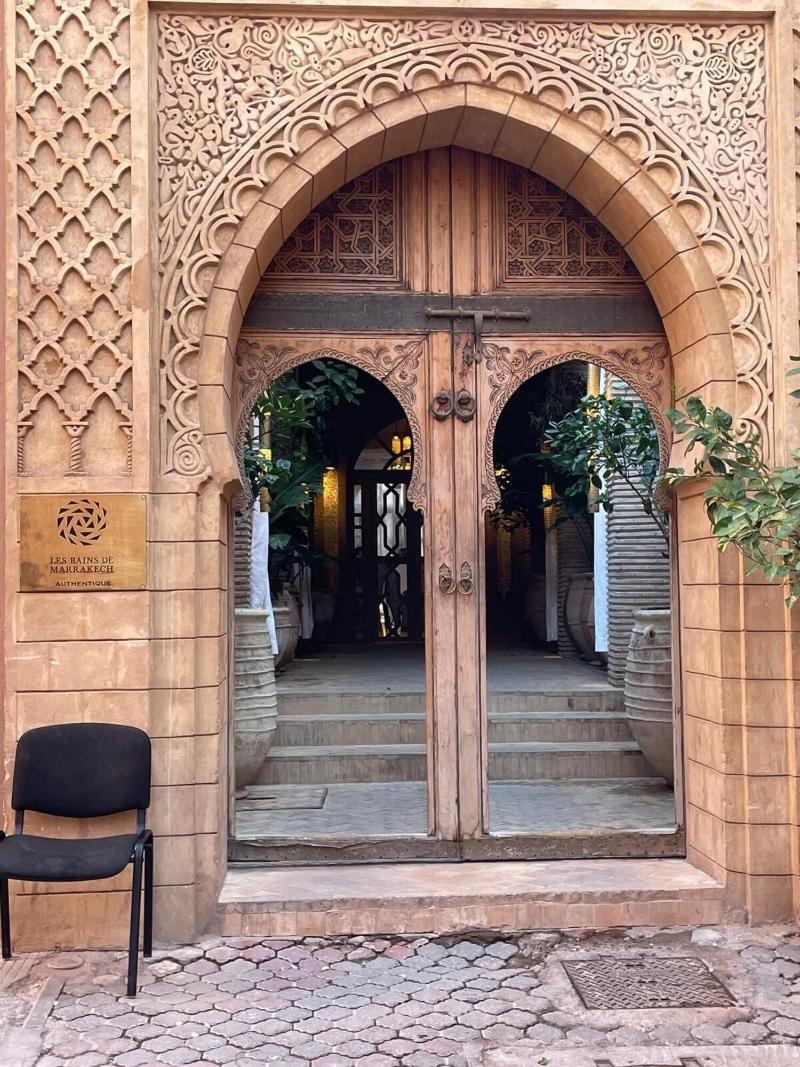 Riad Awa - Genel
