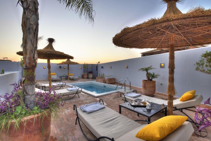 Riad Awa - Havuz