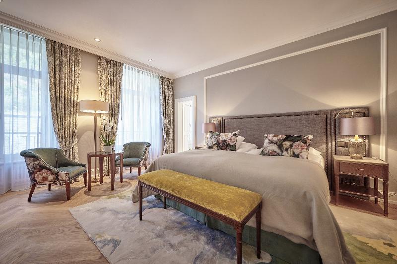 Victoria-Jungfrau Grand Hotel and Spa - Oda