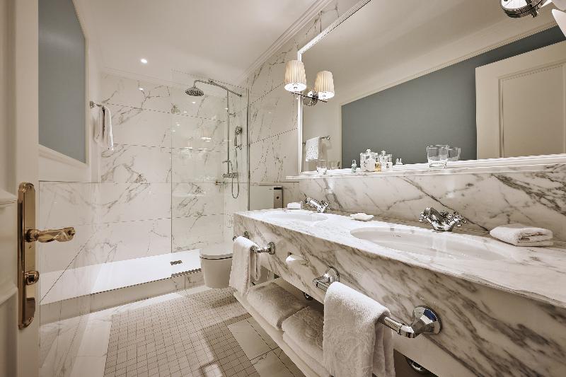 Victoria-Jungfrau Grand Hotel and Spa - Oda