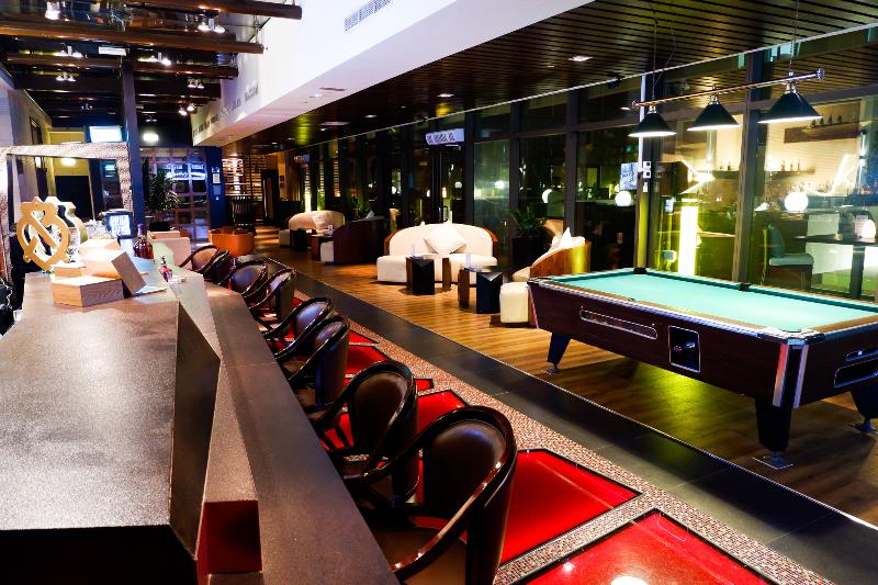 Southern Sun Abu Dhabi - Bar