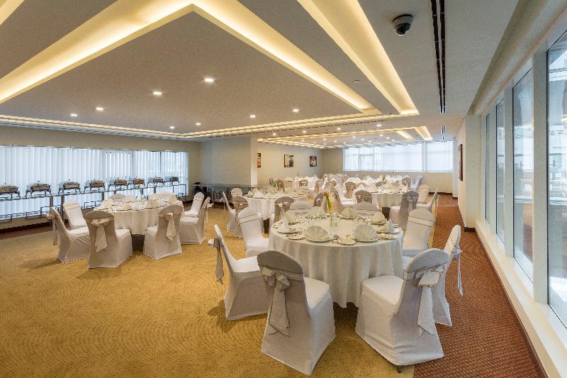Golden Tulip Media Hotel - Toplantı