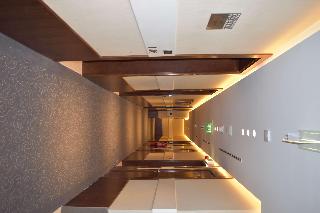Golden Tulip Media Hotel fotoÄŸrafÄ±