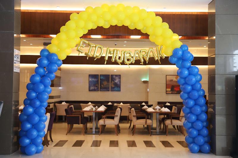 Golden Tulip Media Hotel - Restoran