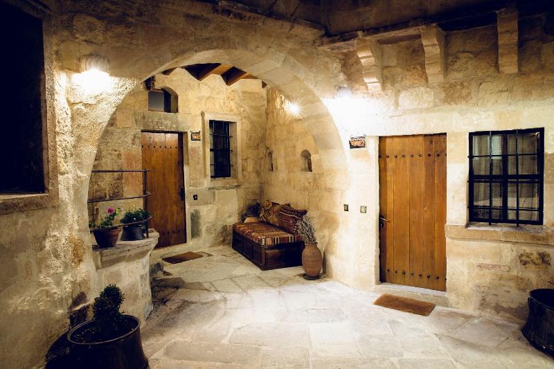 Sultan Cave Suites - Lobi