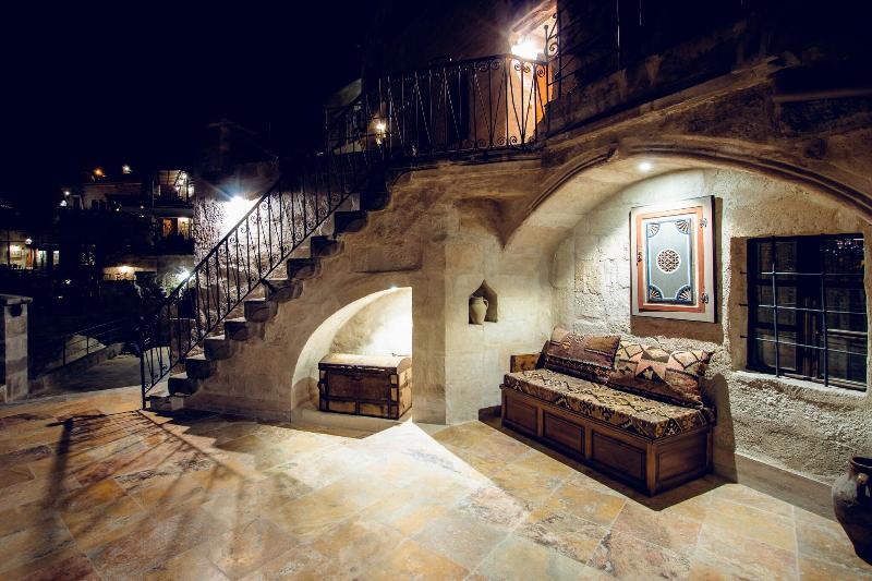 Sultan Cave Suites - Genel