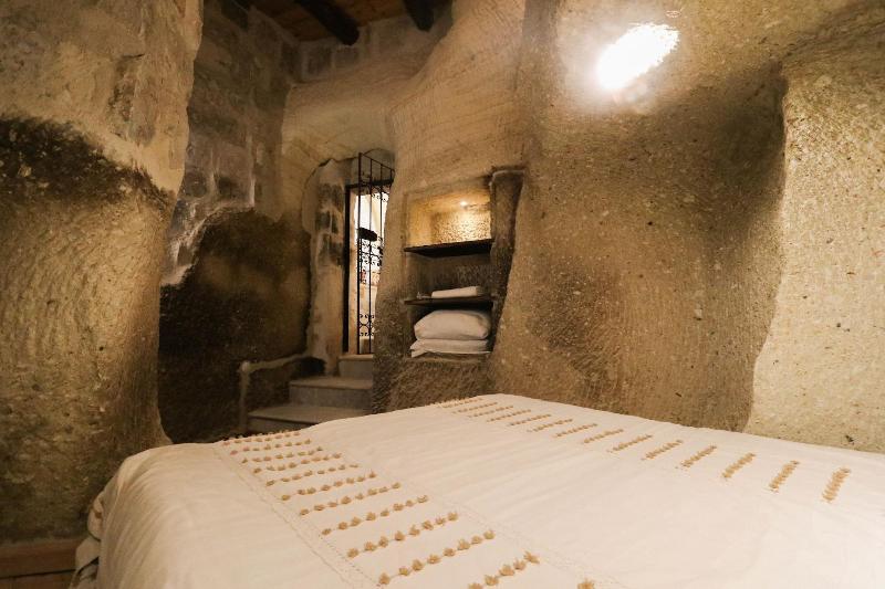 Sultan Cave Suites - Oda