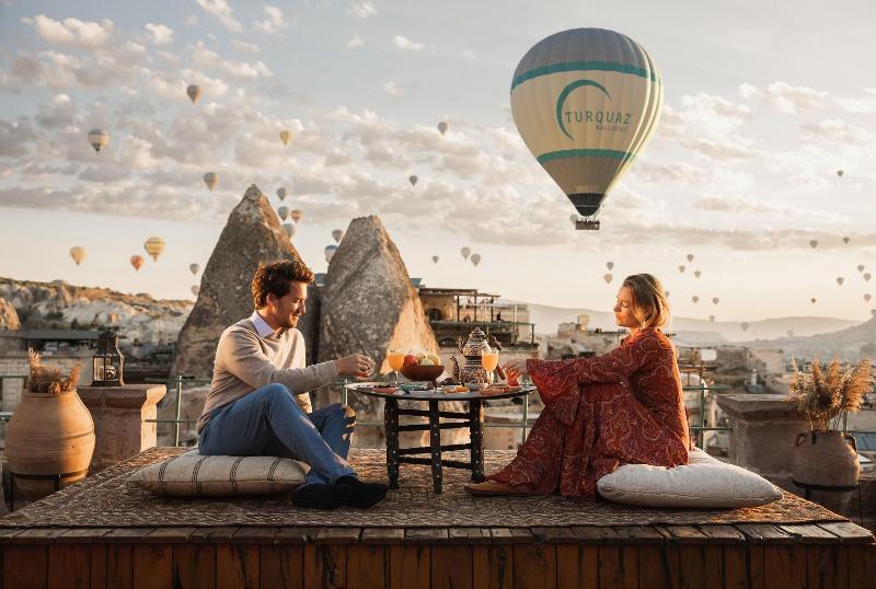 Sultan Cave Suites - Teras