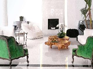 ATHENA, A Hotel to Live fotoÄŸrafÄ±