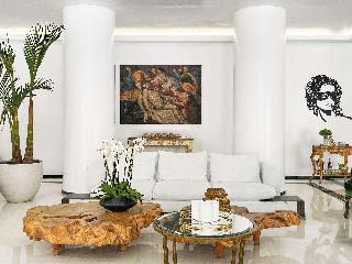 ATHENA, A Hotel to Live fotoÄŸrafÄ±