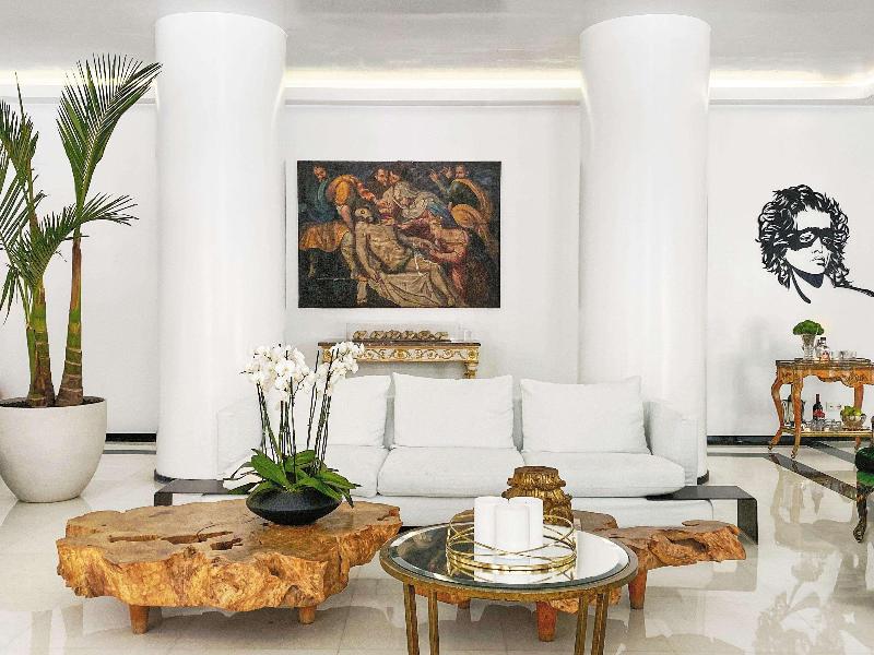 ATHENA, A Hotel to Live - Lobi