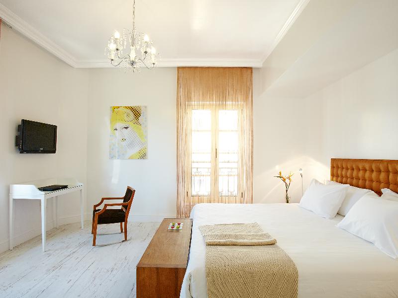 ATHENA, A Hotel to Live - Genel