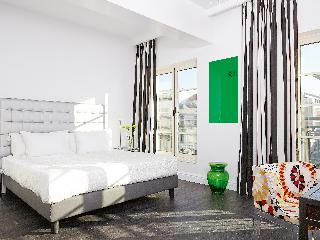 ATHENA, A Hotel to Live fotoÄŸrafÄ±