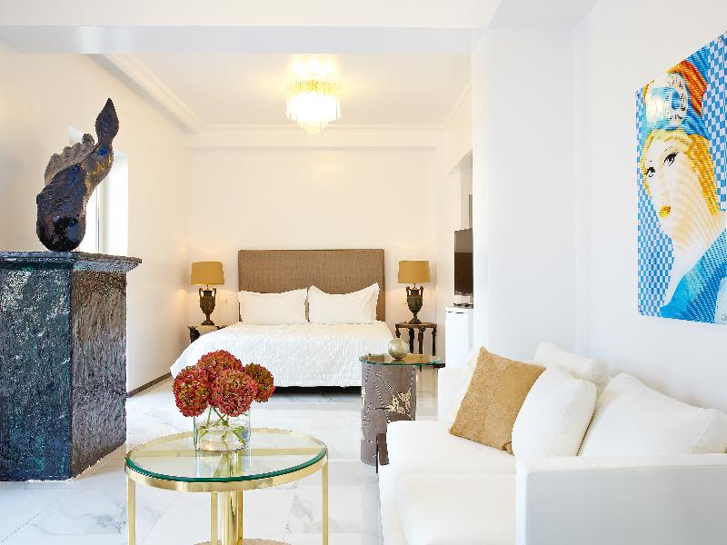 ATHENA, A Hotel to Live - Genel