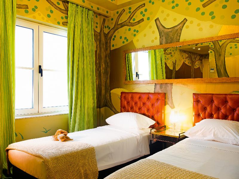 ATHENA, A Hotel to Live - Genel